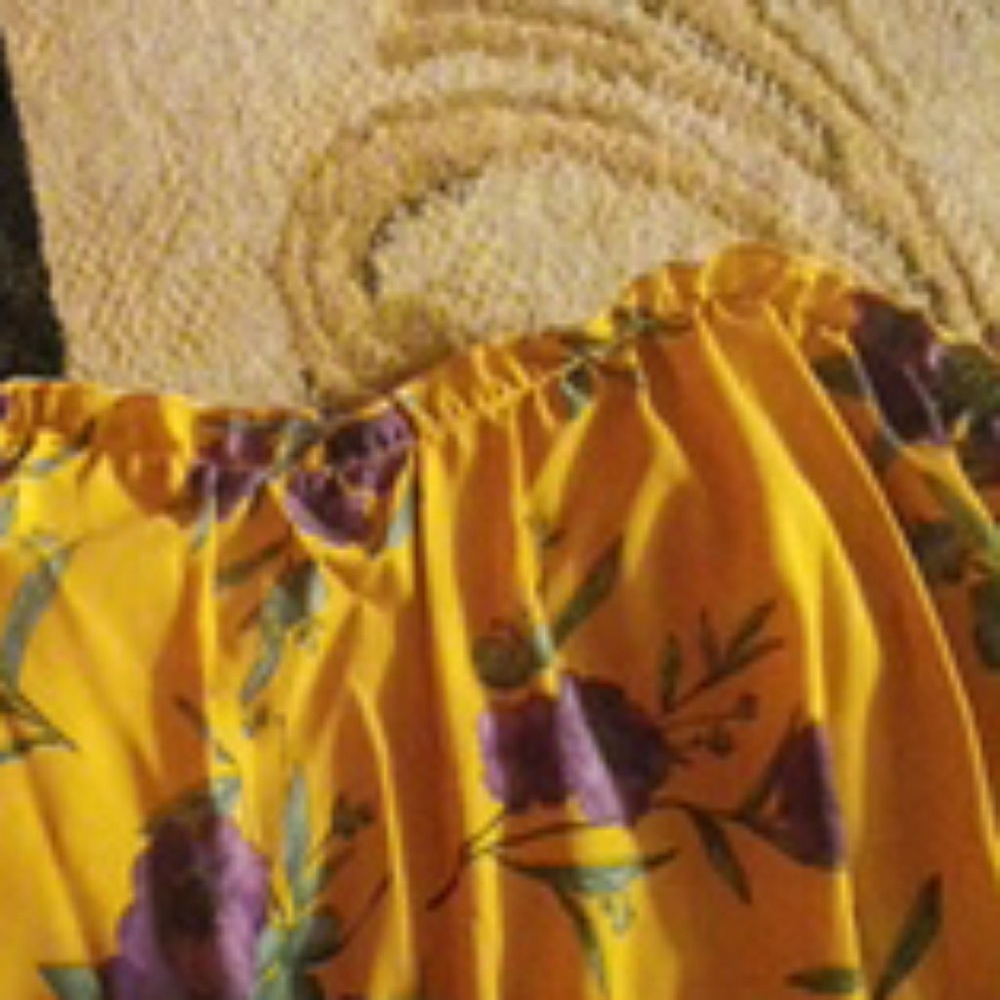 Shirt - Picture 3 of 4